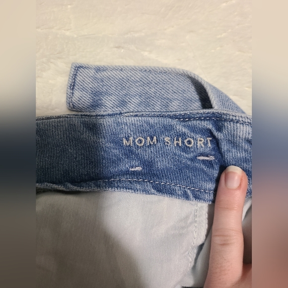 🌟SOLD🌟 AE Denim Paper Bag Mom Shorts - Picture 6 of 8